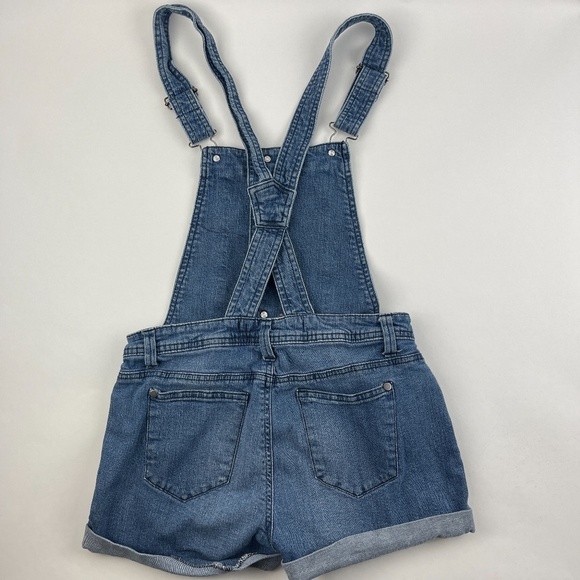 Tinseltown Jeans Overall Romper Shorts Girls Medium Blue Denim Distressed - Picture 8 of 9